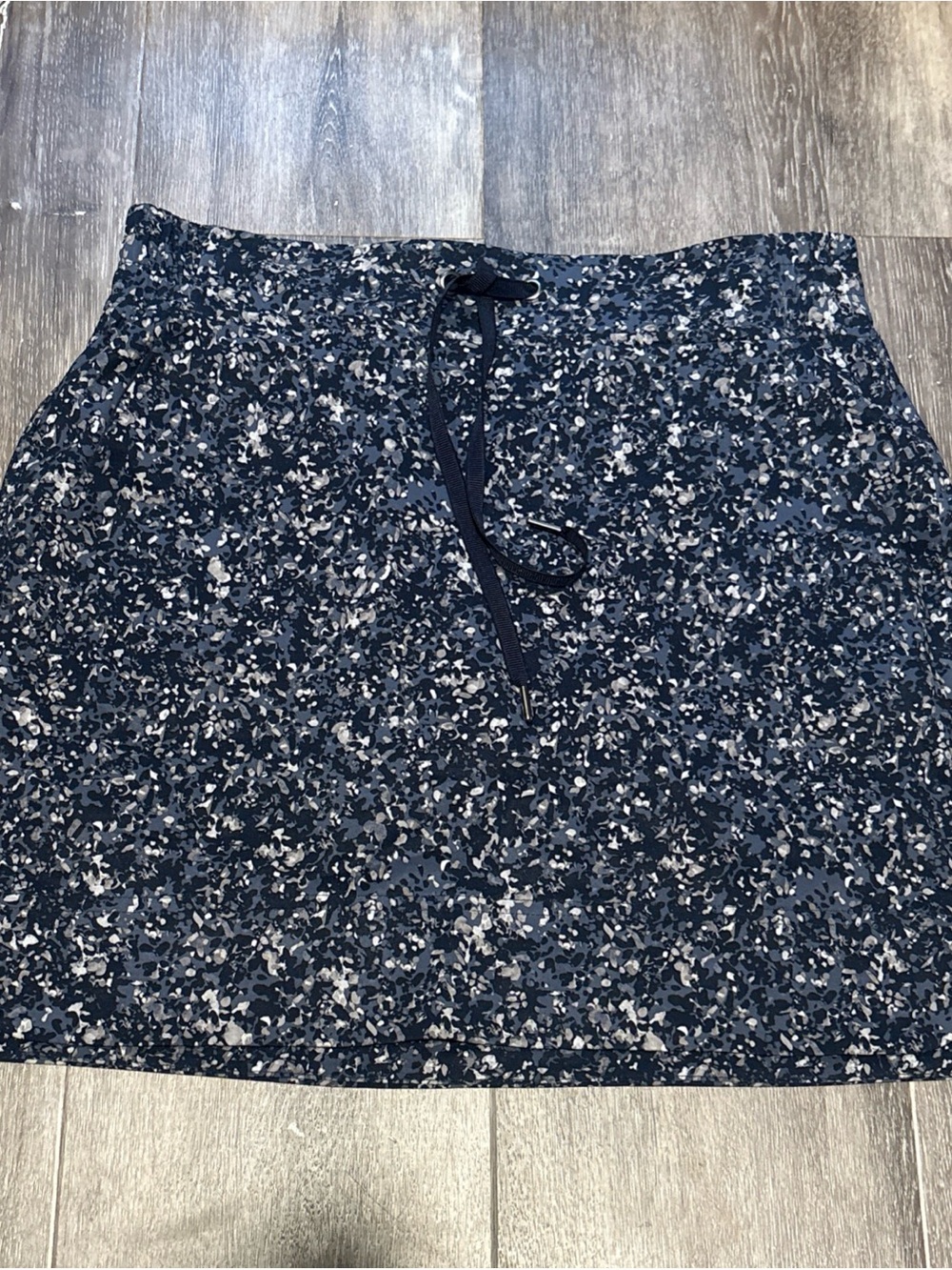 Athleta Womens Midtown Blue Speckled Skort Skirt 2 EUC Golf Tennis
